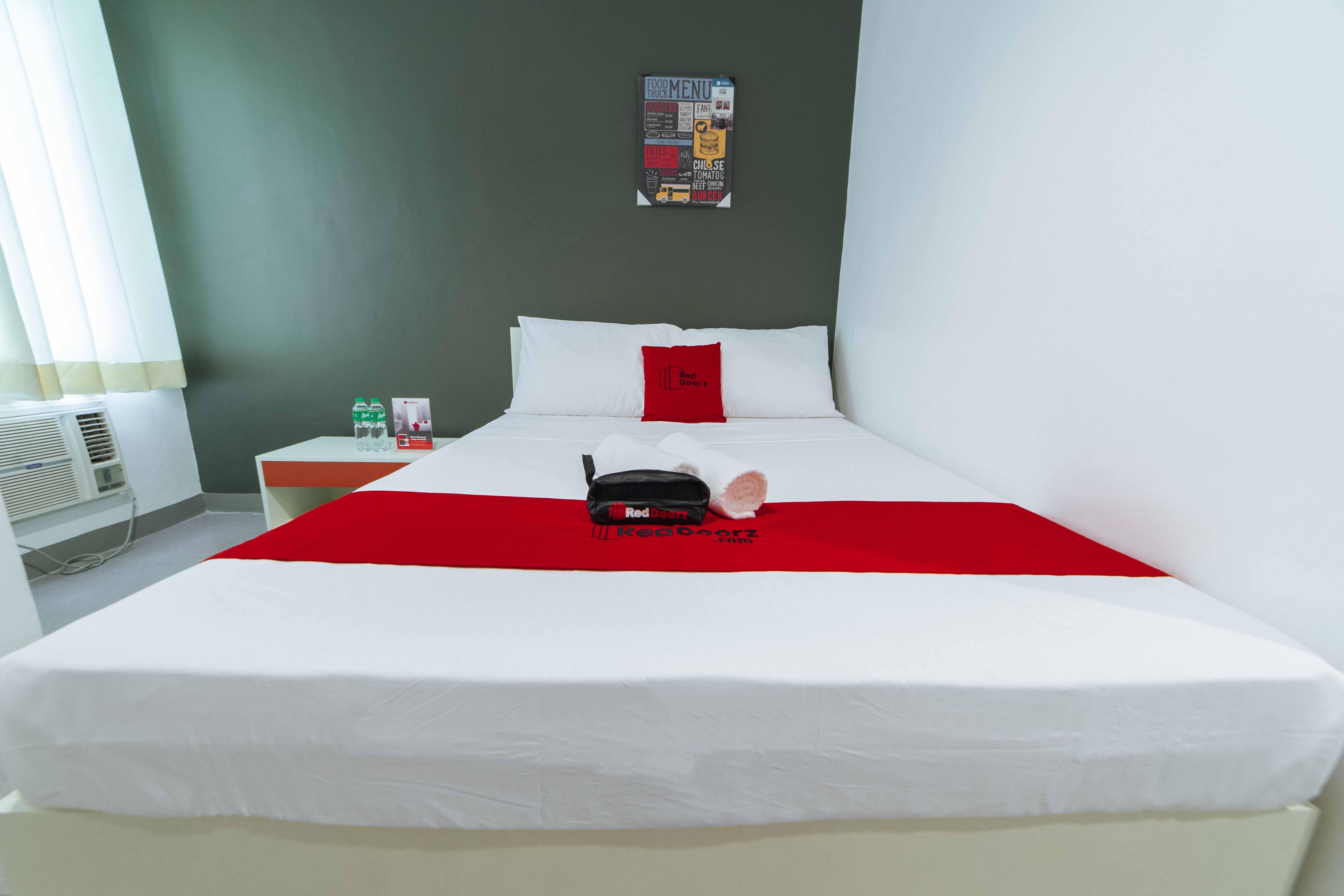 Reddoorz Plus @ Roxas Street Davao Luaran gambar